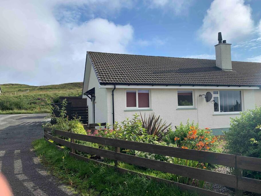 Relaxing 3-Bedroom Home Portree Luaran gambar